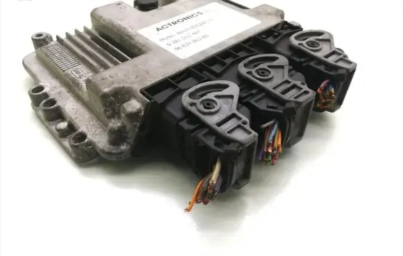 Peugeot 207 Engine control unit/module 9663786380 0281012467 EDC16C34