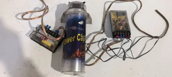 BMW 1 F20 F21 Sound amplifier