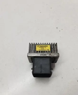 Nissan Qashqai Glow plug pre-heat relay 8200859243