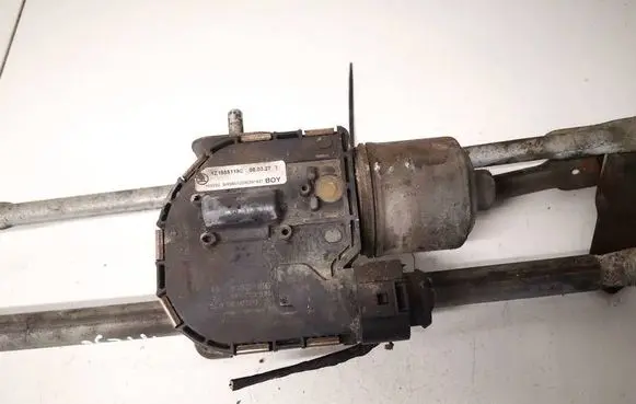 Skoda Octavia Mk2 (1Z) Wiper motor 1Z1955119C