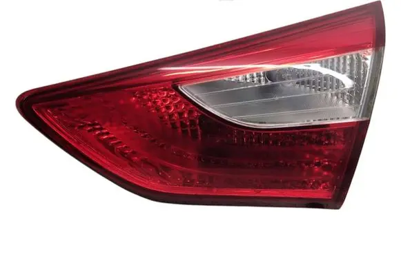 Hyundai i30 Tailgate rear/tail lights 92404A50