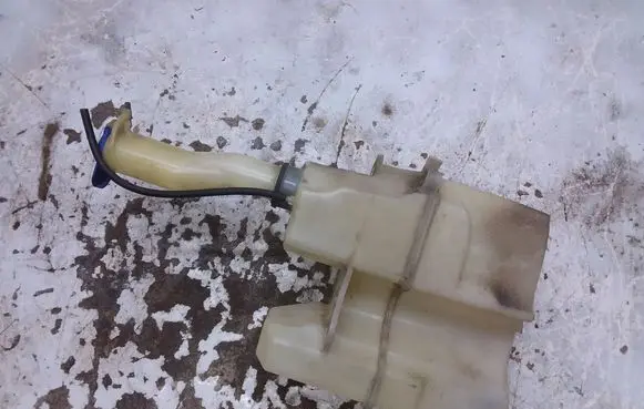 Volvo S80 Windshield washer fluid reservoir/tank 9178881 9484282