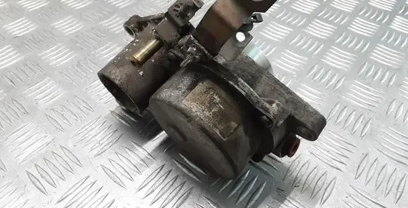 Ford Mondeo Mk III Vacuum pump XS7Q2A451BH