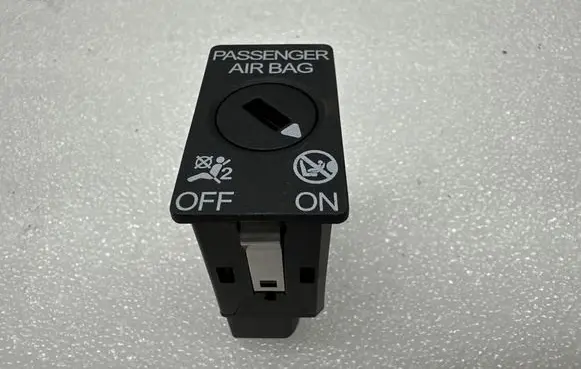 Volkswagen PASSAT B7 Passenger airbag on/off switch 5C5919237