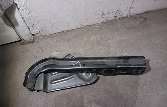 Chevrolet Volt II Engine bonnet/hood hinges 24598994
