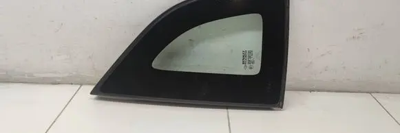 Renault Captur Rear side window 43R001583