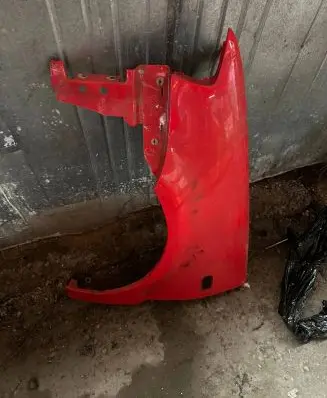 Volkswagen Polo Fender