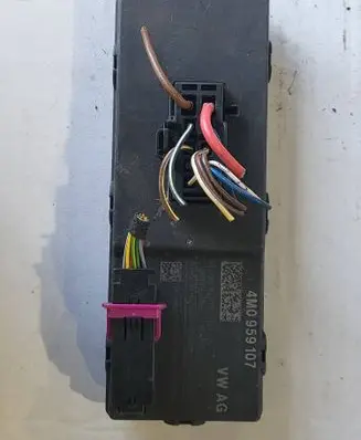 Volkswagen Sharan Tailgate/trunk control unit/module 4M0959107