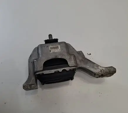 Mini One - Cooper Clubman R55 Engine mount bracket 6782374