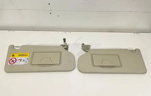 Mitsubishi Outlander Sun visor