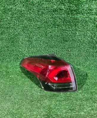 Toyota RAV 4 (XA40) Rear/tail lights 8156042201