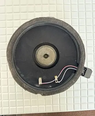 Audi A8 S8 D3 4E Subwoofer speaker 373221