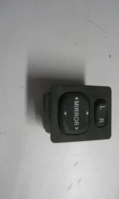 Toyota Hilux (AN10, AN20, AN30) Wing mirror switch 76C219