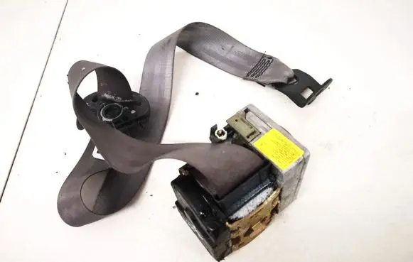 Seat Toledo II (1M) Front seatbelt 1m0857706a