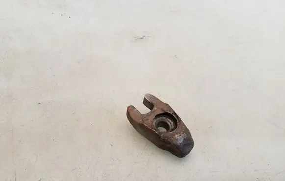 Mazda 2 Fuel Injector clamp holder