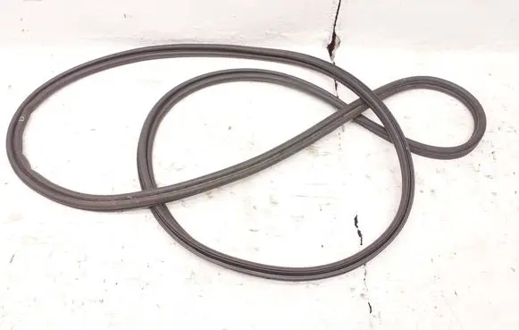 Toyota ProAce City Loading door rubber seal (on body) 