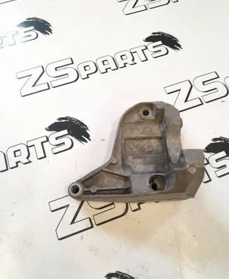 BMW 3 E90 E91 Power steering pump mounting bracket 7794455