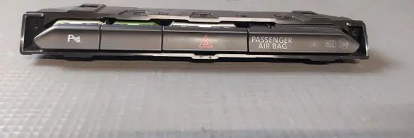 Volkswagen PASSAT B8 Parking (PDC) sensor switch 3G1853770A 3G1853770