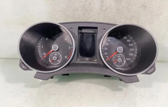 Volkswagen Golf VI Speedometer (instrument cluster) 5k0920972a