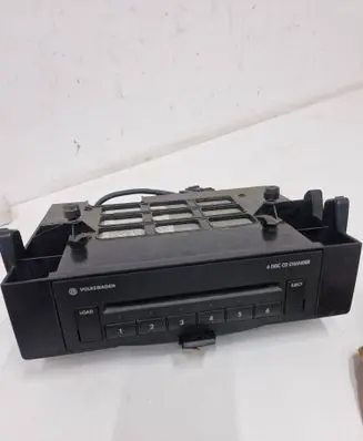 Volkswagen PASSAT B6 CD/DVD changer 3C1857097