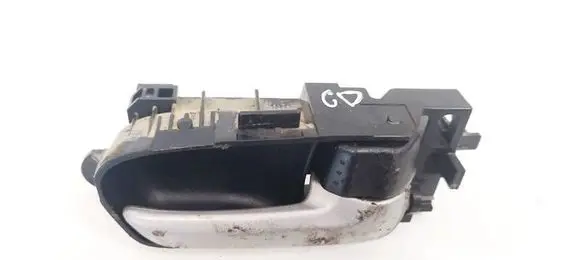 Suzuki Grand Vitara II Rear door interior handle 
