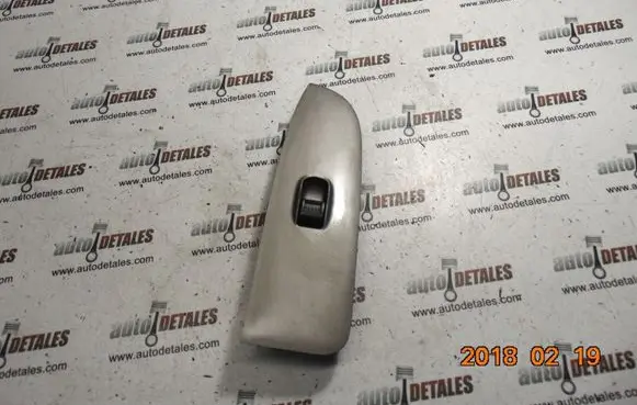 Honda CR-V Electric window control switch 83561SCAE310M1