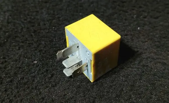 Renault Espace IV Other relay 7700844253 PA66GF30