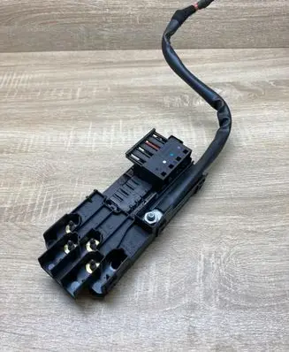 Mercedes-Benz E W211 Fuse box set 2115452301