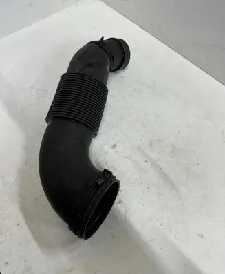 Audi Q7 4L Air intake hose/pipe 7L6129627F