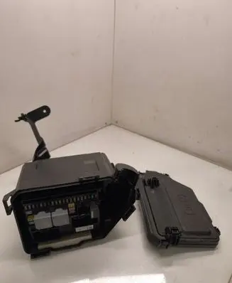 Land Rover Range Rover Sport L461 Fuse box set M8E214A067FB