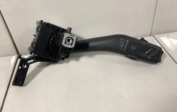 Skoda Octavia Mk2 (1Z) Wiper control stalk 1K0953519J