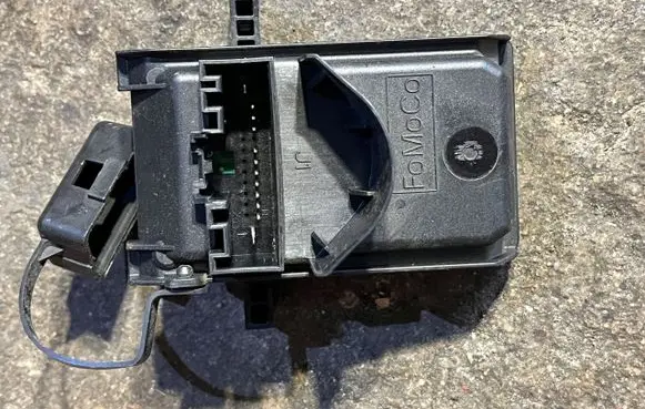 Ford Mondeo MK V Gateway control module FG9T14F642CB