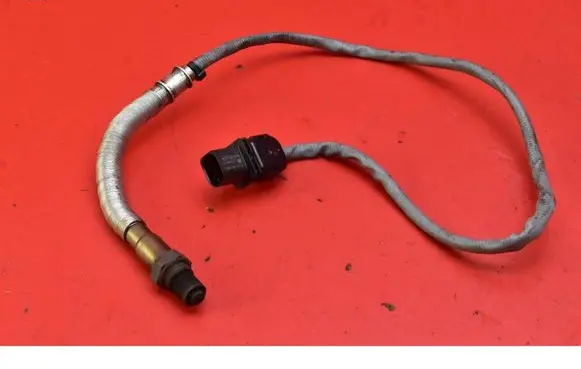 BMW X3 E83 Lambda probe sensor 7558054-02