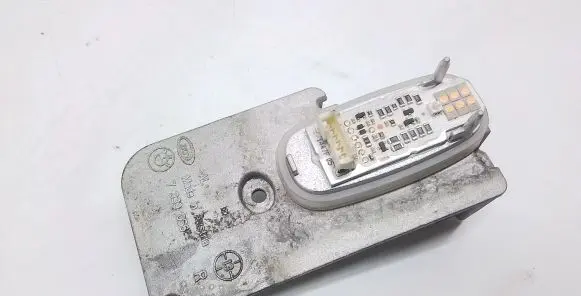 BMW 7 F01 F02 F03 F04 LED ballast control module 7339056