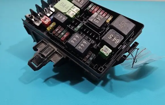 Fuse box set
