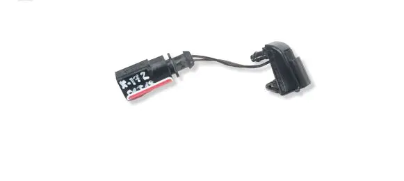 Skoda Octavia Mk3 (5E) Windshield washer spray nozzle 1Z0955986