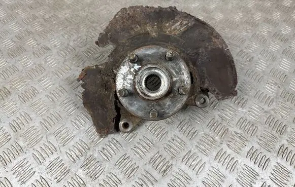 Subaru Outback Front wheel hub