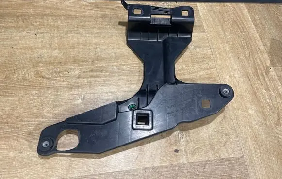 Porsche Macan (95B) Headlight/headlamp mounting bracket 95B941121B
