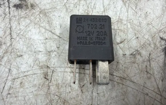Opel Zafira A Other relay 70221