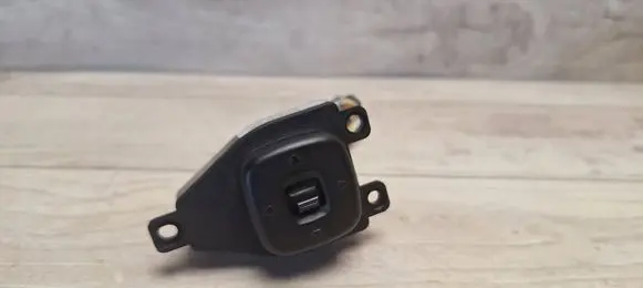 Mazda 3 I Wing mirror switch BJOE66600 03200320