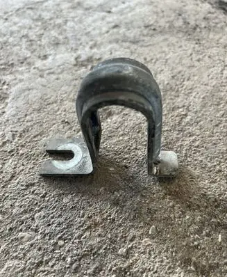 Renault Megane II Sway bar bush bracket, front 
