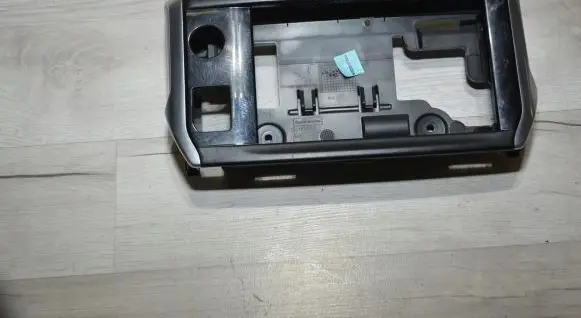 Radio/GPS head unit trim