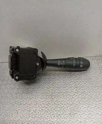 Renault Twingo III Wiper control stalk E10670210