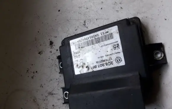 Volkswagen PASSAT B6 Hand brake control module 3C8907801E