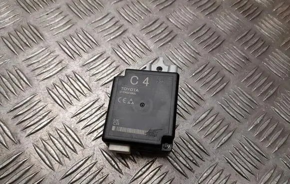 Toyota RAV 4 (XA50) Keyless (KESSY) go control unit/module 897B042221