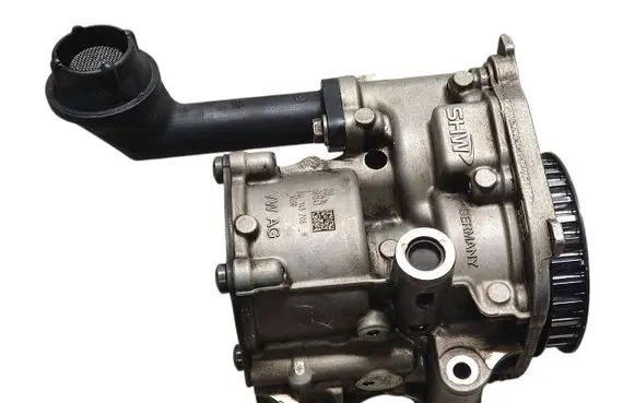Skoda Octavia Mk3 (5E) Oil pump 04L145208H 04L115263B