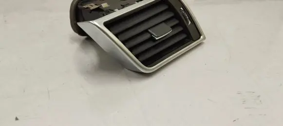 Mercedes-Benz GLE (W166 - C292) Dashboard side air vent grill/cover trim A1668109100
