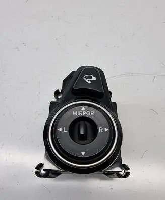Hyundai i40 Wing mirror switch 39R4801230