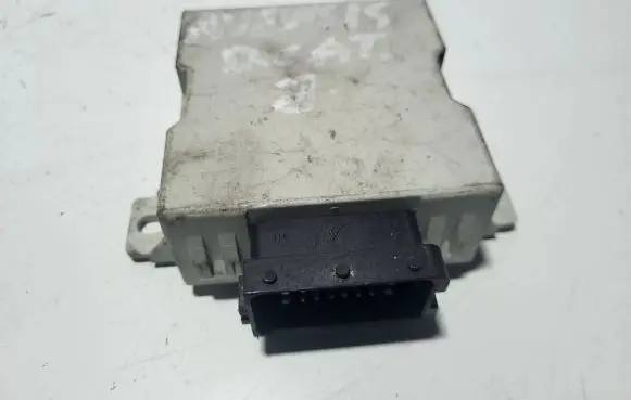 Toyota Avensis T250 Window wiper relay 150696