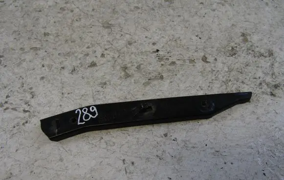 Skoda Fabia Mk3 (NJ) Front bumper mounting bracket 6V0807049